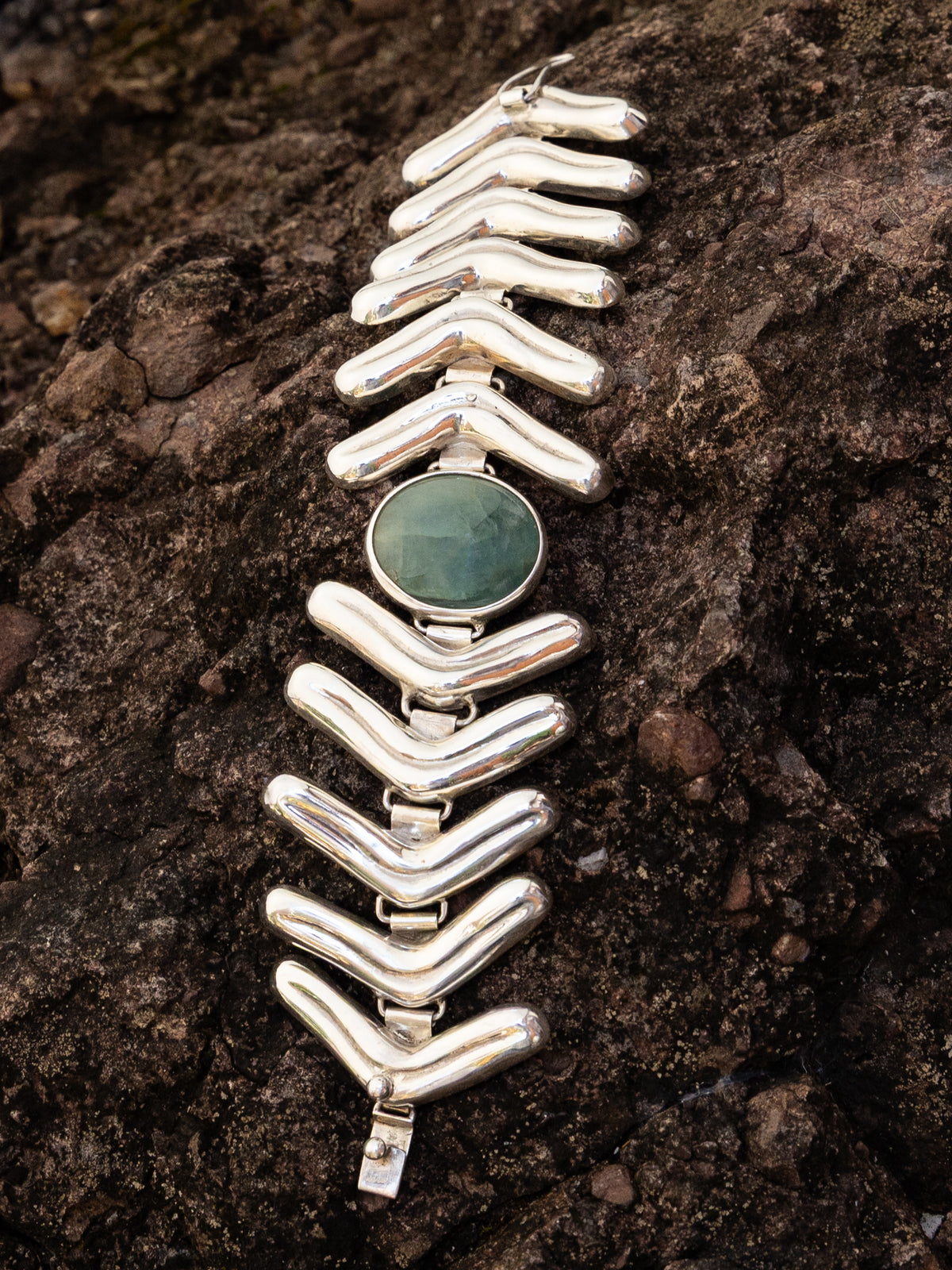 Lengua Center Stone Bracelet in Sterling Silver