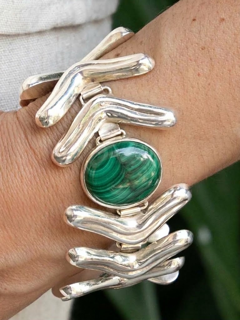 Lengua Center Stone Bracelet in sterling silver with malachite, on model — handmade in Taxco, Mexico #Gemstone Type_Malachite