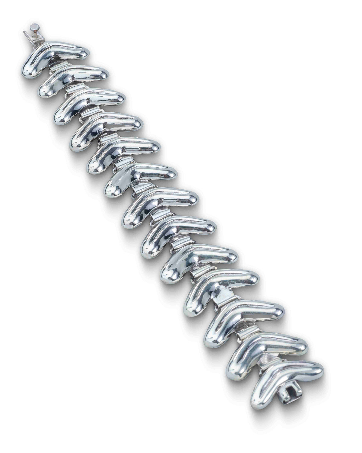Lenguita Bracelet in sterling silver, side view — hollow-formed cartoneado, handmade in Taxco, Mexico