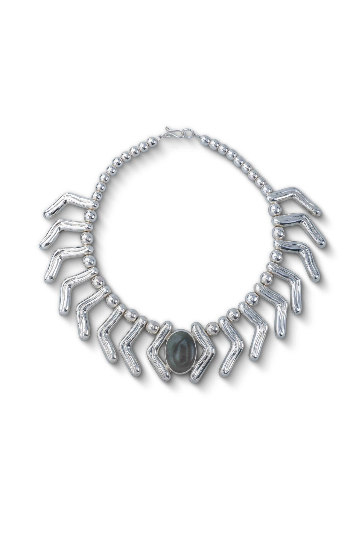 Lilly Necklace in Sterling Silver