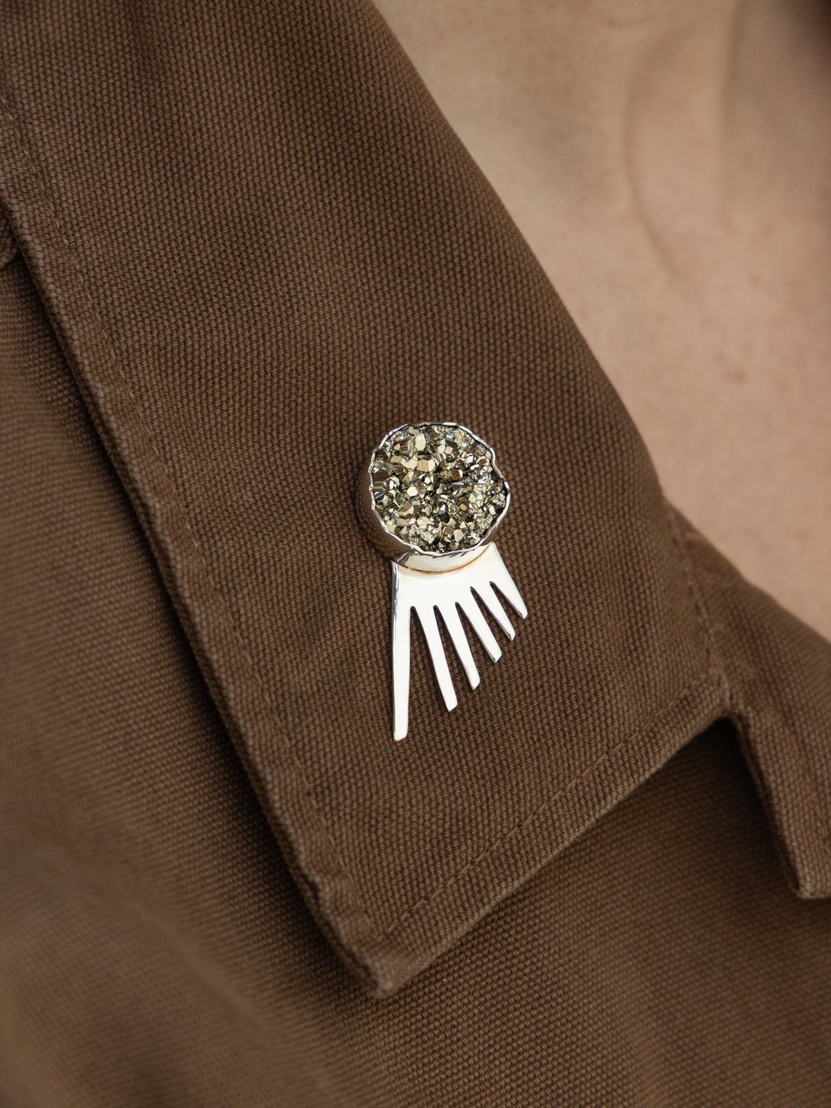 Sol Spur Pin Pequeño in Sterling Silver