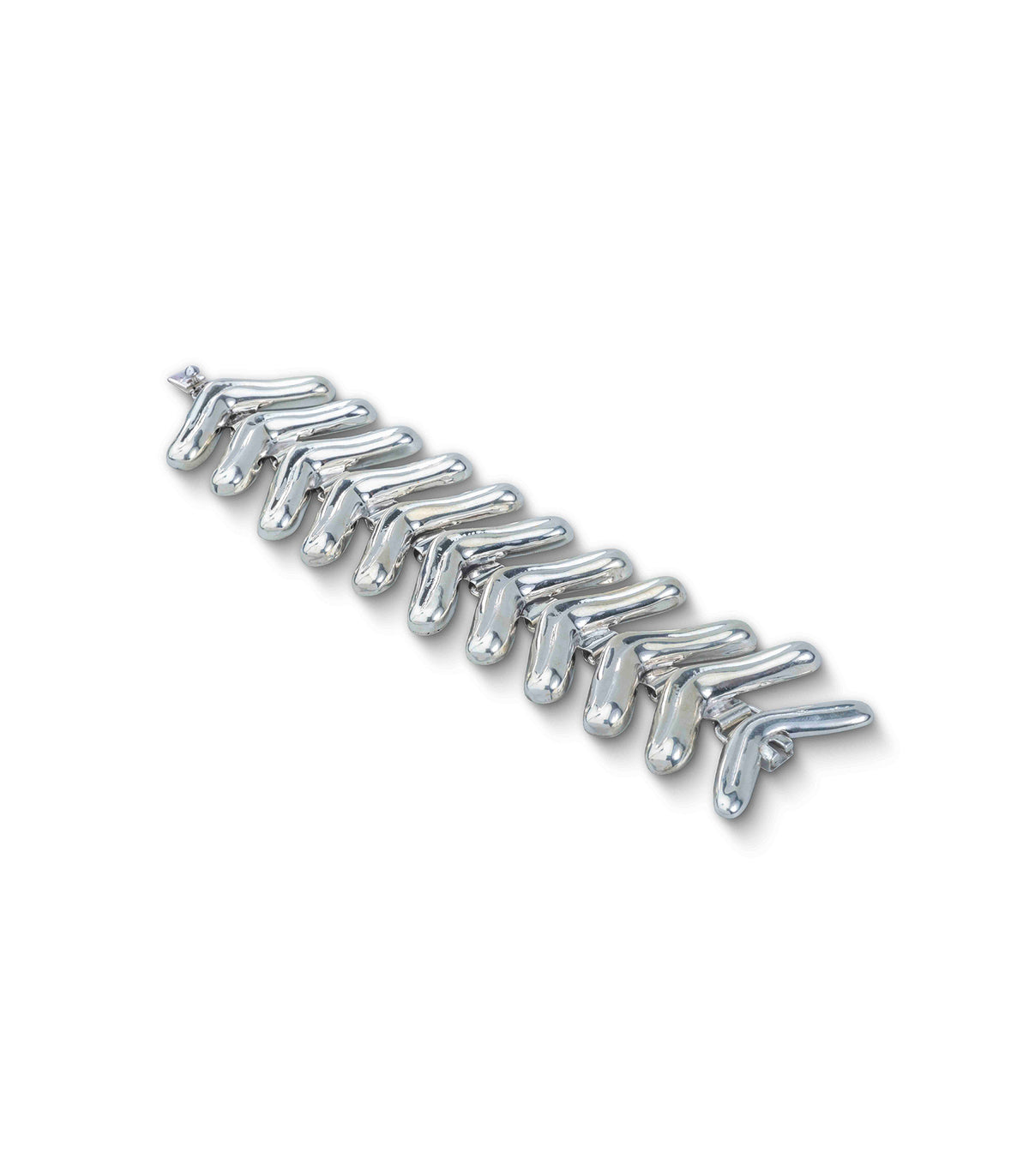 Lengua Bracelet in sterling silver, side view — hollow-formed cartoneado, handmade in Taxco, Mexico