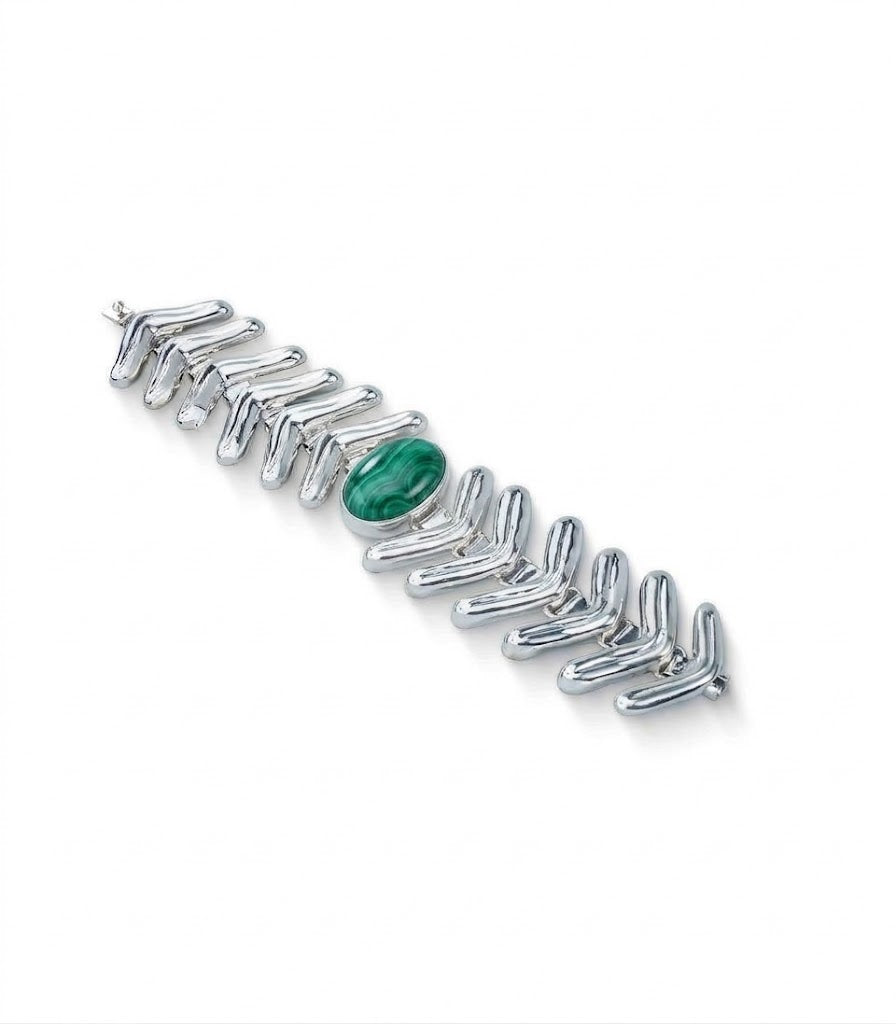Lengua Center Stone Bracelet in sterling silver with malachite, side view — handmade in Taxco, Mexico #Gemstone Type_Malachite